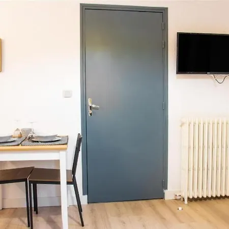 Le Carnot, à 50m De La Gare De ! * Poitiers